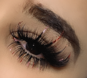 13 The Wispy Glitter Effect